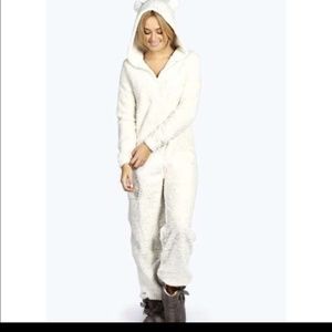 🐻 fuzzy bear WFH onesie